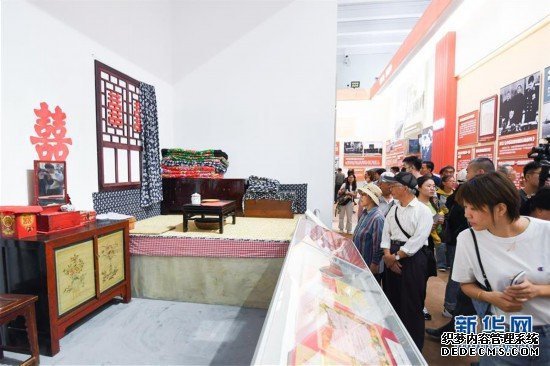 （社會(huì)）（1）慶祝中華人民共和國成立70周年大型成就展向公眾開放