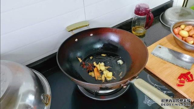 它被稱為“小人參”，南方3月吃最鮮美，8毛錢一斤，咋都吃不膩