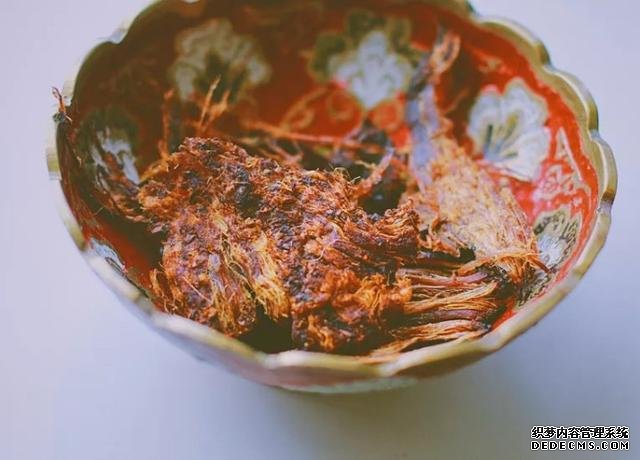 學生黨“敢看不敢買”的四種零食，心中愛到不行，奈何要價太高