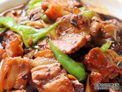 香菇片炒五花肉，尖椒青蒜香干，春筍魚(yú)片這幾道家常菜的做法