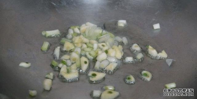 最正宗的蠔油生菜，快手簡單還減肥，2塊錢就能做一盤