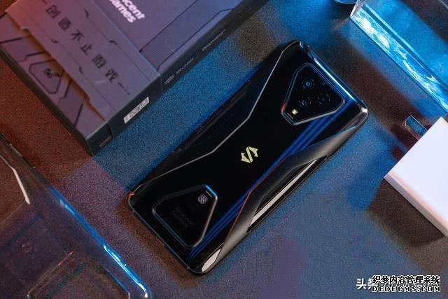 適合學(xué)生黨的三款驍龍865旗艦，顏值高性能好，售價太良心！