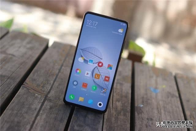 盧偉冰放大招，12GB+512GB旗艦跌至新低，還買華為Mate30？