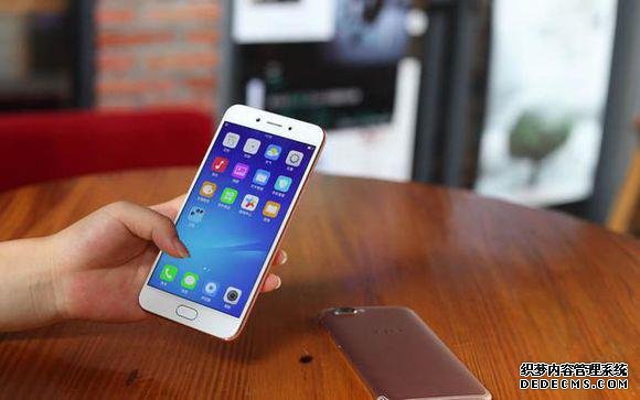 首款支持背景虛化的單攝像頭手機(jī)，OPPO A77初體驗(yàn)