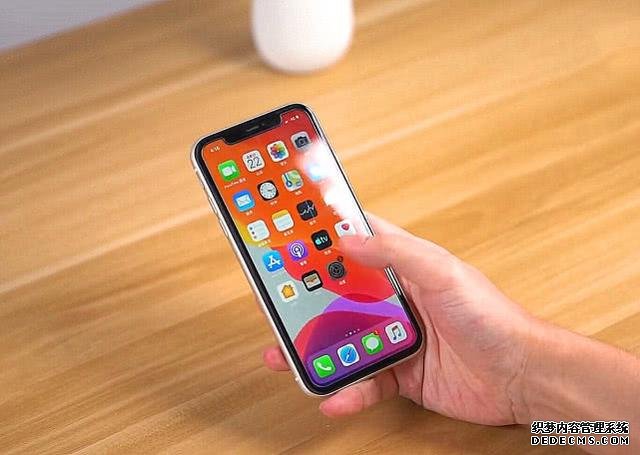 跌至4399，iPhone11來到“小米價”，低價策略還管用嗎？