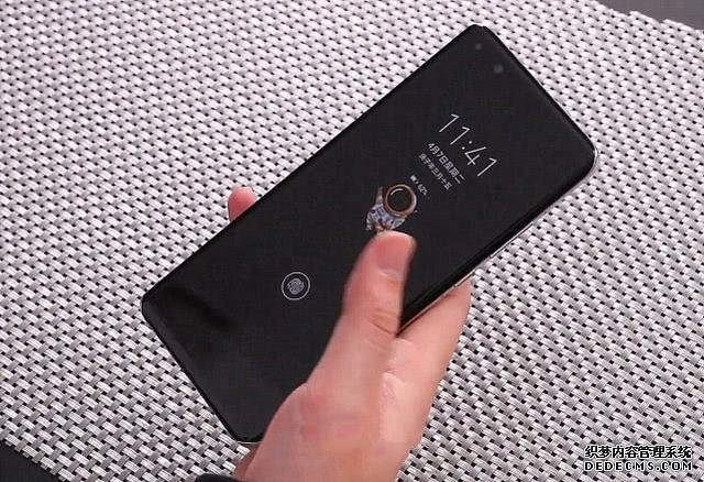 頂配保值很難，8GB+512GB，華為高端5G，或許撐不住了