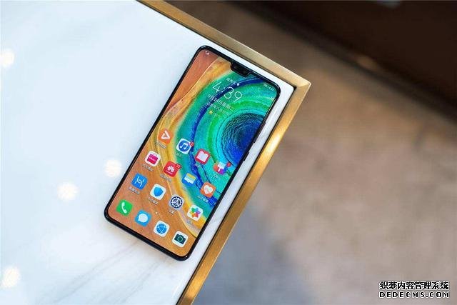 華為Mate30 5G再次“猛降”，對比小米10之后，這下糾結(jié)了！