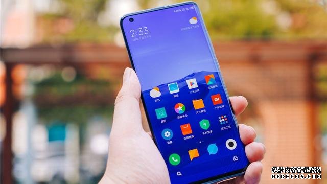 華為Mate30 5G再次“猛降”，對比小米10之后，這下糾結(jié)了！
