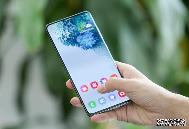 感謝華為P40，三星S20跌價千元，網友：等到了！