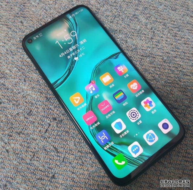 被稱為華為版的“iPhone 11”，從2199跌至1499，8GB運存+40W快充