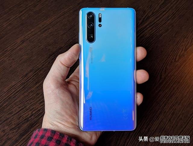 為5G讓路！兩款華為頂級(jí)旗艦跳水超1800，麒麟980+40W+IP68防水