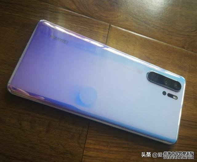 P30 Pro大跳水，IP68防水+40W快充跳水2289，還值得買嗎？