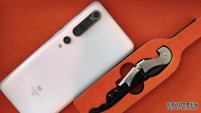 哪怕淚流滿面？也要含淚清倉！小米10 Pro“大降”