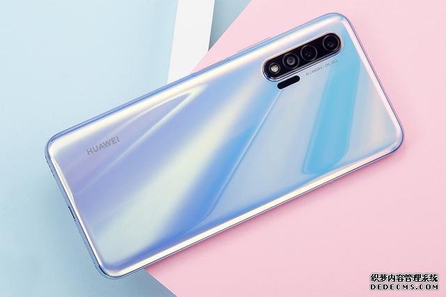 從3799元跌至2718元！麒麟990+4200mAh+40W+128G，網(wǎng)友：價(jià)格感人