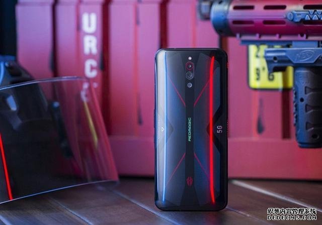 驍龍865降價300元，144Hz競速屏+4500mAh，網友：后悔買早了