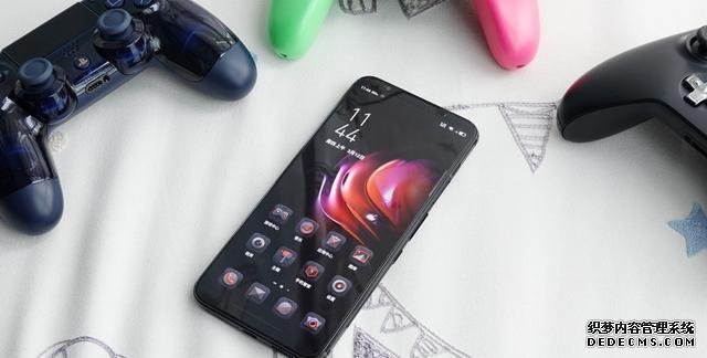 驍龍865降價300元，144Hz競速屏+4500mAh，網友：后悔買早了