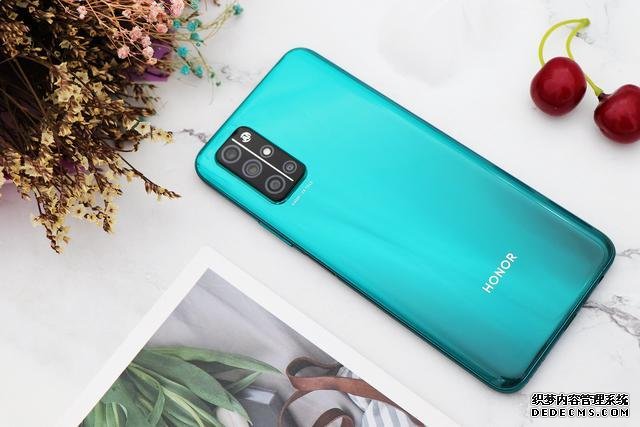榮耀新巔峰！雙模5G+4000mAh+夢幻3D機(jī)身+128GB，2399元很超值