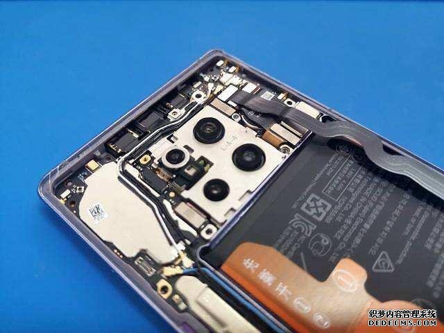 華為mate30Pro 5G拆機(jī)！面對(duì)美國(guó)制裁升級(jí)，完全國(guó)產(chǎn)化道路有多難