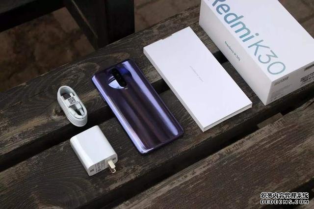 128GB跌至1699元，還有120Hz和索尼IMX686傳感器，極致性價(jià)比現(xiàn)身
