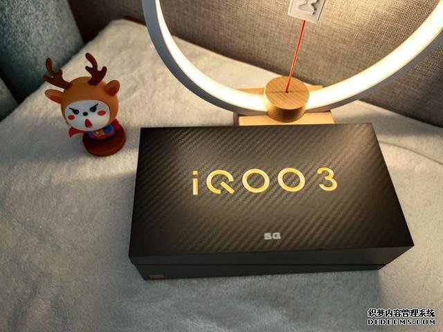 5G旗艦開始跳水？驍龍865+55W閃充，跌至2798元很值得入手