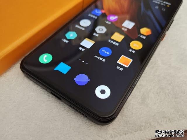 5G旗艦開始跳水？驍龍865+55W閃充，跌至2798元很值得入手