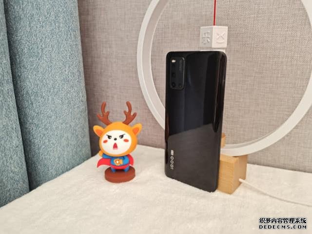 5G旗艦開始跳水？驍龍865+55W閃充，跌至2798元很值得入手