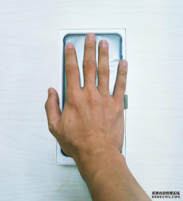 榮耀Note20官宣？麒麟990+超大電池，價格讓粉絲驚喜