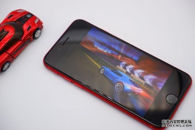 從3299跌至2499，蘋果A13仿生+iOS13系統(tǒng)，你還買什么5G手機(jī)？