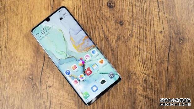 從5488跌至3488,4200mAh+IMX600+50倍變焦，網(wǎng)友：終于等到了