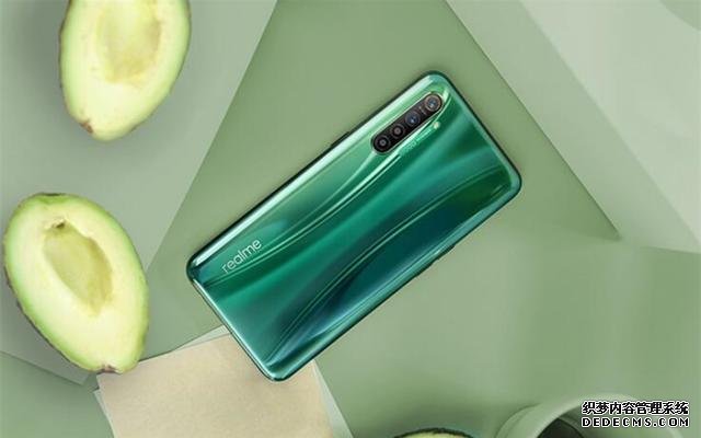 跌至1799元，AMOLED屏+屏下指紋+4000mAh+128GB，國產(chǎn)千元機(jī)
