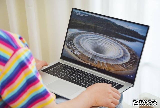 超輕超薄，榮耀MagicBook Pro2020首發(fā)測評，將高效進行到底