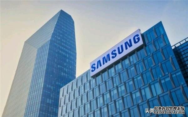 疊屏手機(jī)普及有望？三星Galaxy Fold Lite曝光，售價7792元