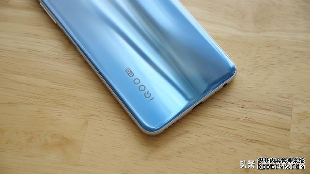 兩千元價(jià)位的王者！iQOO Z1 5G正式發(fā)布，天璣1000+加持