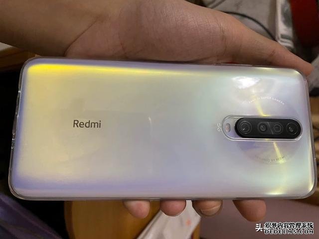 好用不貴，不到兩千元的四款5G手機，跑分53萬+144Hz僅1998元