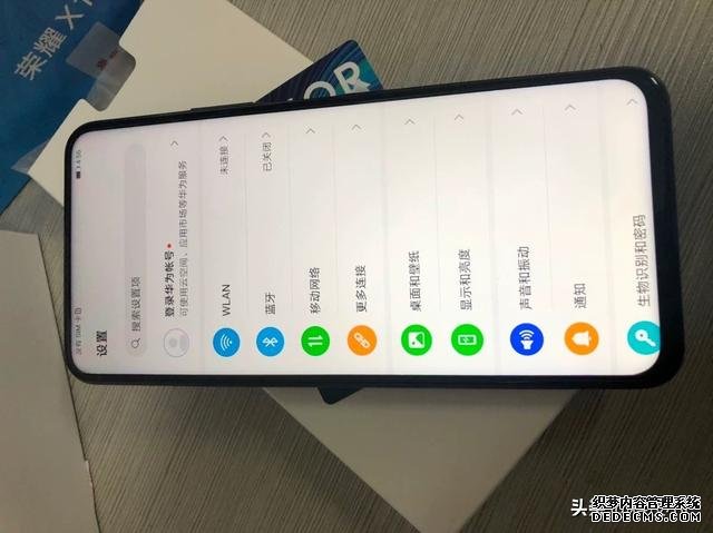 好用不貴，不到兩千元的四款5G手機，跑分53萬+144Hz僅1998元