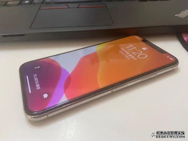 最便宜的全面屏iPhone，蘋(píng)果A12+雙卡雙待，已從6499跌至3699元