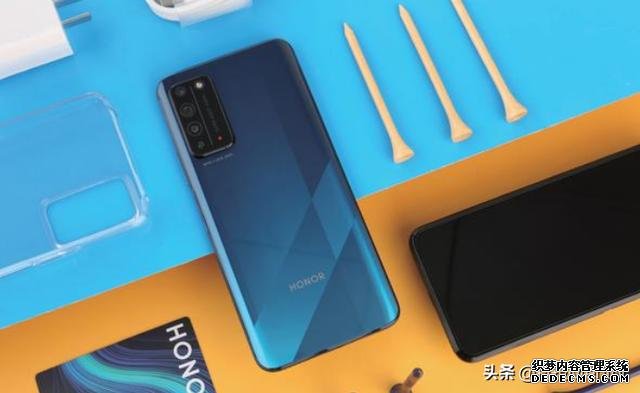 2000元以下的5G“旗艦”？榮耀X10國(guó)民機(jī)型絢麗啟航