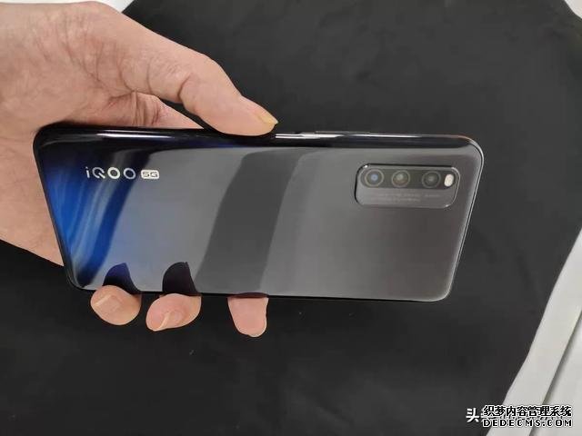618性價(jià)比最高的5G手機(jī)，跑分53萬(wàn)+128GB不足兩千元，還有144Hz