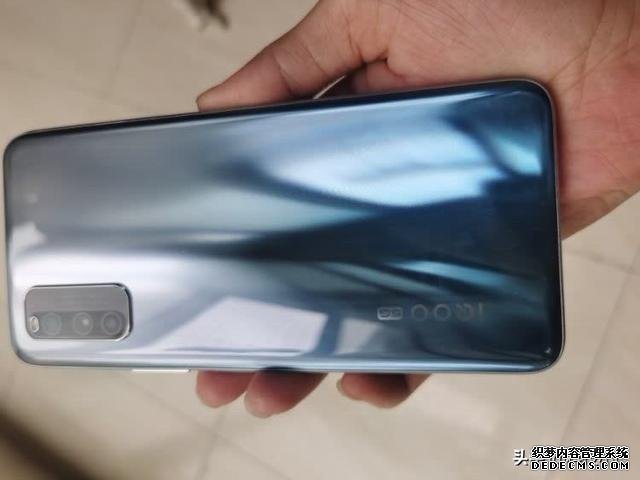 618性價(jià)比最高的5G手機(jī)，跑分53萬(wàn)+128GB不足兩千元，還有144Hz