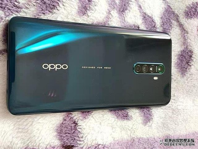 OPPO徹底清倉，跑分50萬+8GB運(yùn)存+90Hz+65W快充，跌至2299元