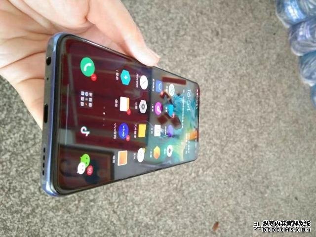 vivo再次爆發(fā)，144Hz刷新率+44W快充，驍龍856手機跌至2398元