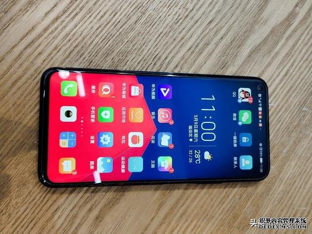 華為清倉(cāng)4G旗艦，256GB+相機(jī)113分+四千電池，從3499跌至2009元