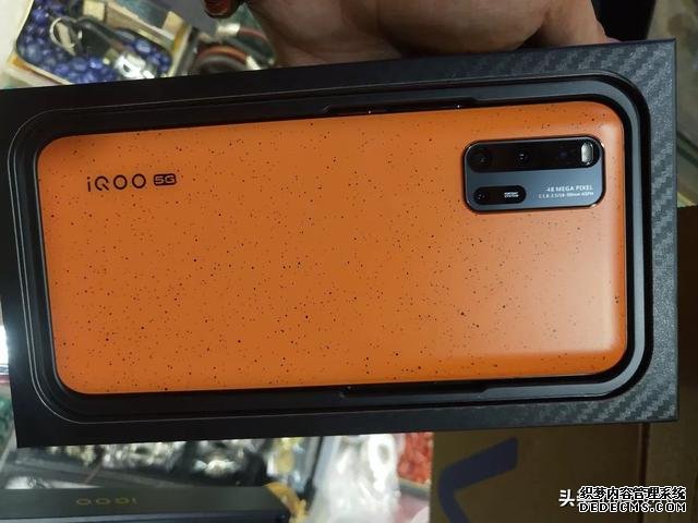 5G旗艦開始跳水，UFS3.1閃存+55W快充，驍龍865手機(jī)直降800元