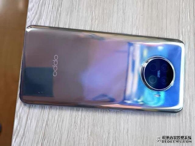 OPPO開始發(fā)力，65W快充+40W無線充電，驍龍865旗艦機(jī)直降400