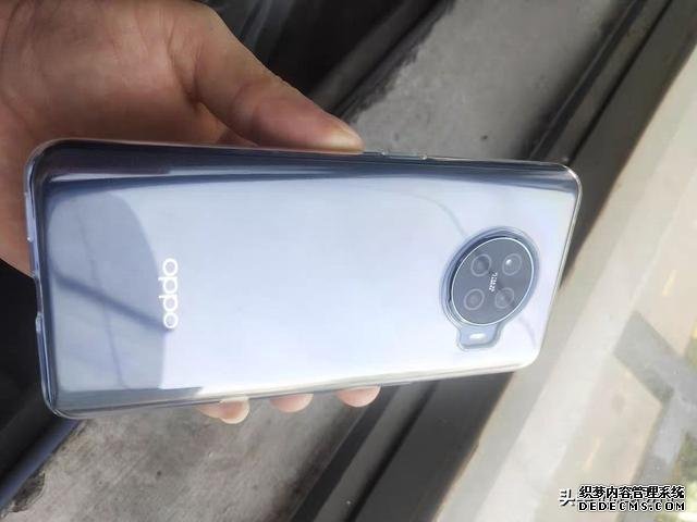 OPPO開始發(fā)力，65W快充+40W無線充電，驍龍865旗艦機(jī)直降400