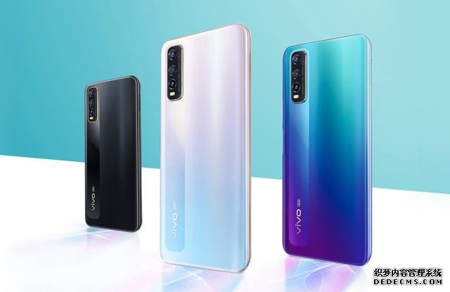 心動(dòng)價(jià)2498元，128GB+雙模5G+4500mAh,八核CPU+指紋識(shí)別