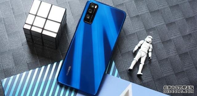 心動(dòng)價(jià)1799元，90Hz+雙模5G+4000mAh+128GB，華為真香千元機(jī)