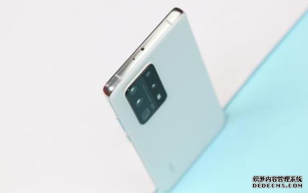 華為頂級(jí)旗艦P40 Pro+終于開售 能否奪得蘋果的高端市場(chǎng)？