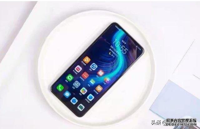 想要2000以下?lián)Q購5G機(jī)型？榮耀X10給你最優(yōu)解