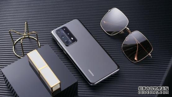 2020旗艦級(jí)力作！華為P40 Pro+：用實(shí)力不負(fù)等待